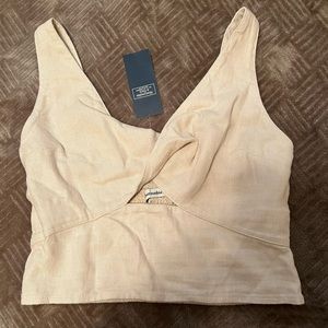 Abercrombie Cream Crop Top in Small. Has not been worn, new with tags attached!
